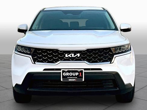 Used 2022 Kia Sorento LX FWD image 4