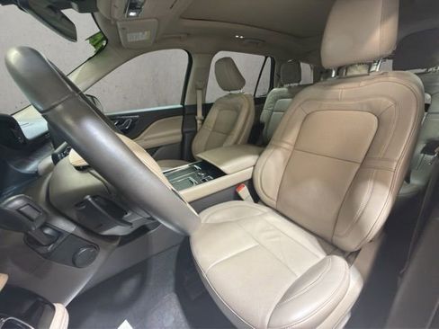 Used 2024 Lincoln Aviator Reserve w/ Jet Package AWD/4WD image 12