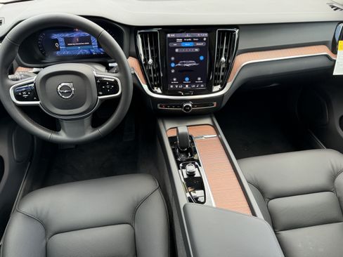 New 2026 Volvo V60 B5 Cross Country Plus w/ Protection Package Premier AWD/4WD image 12