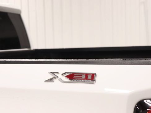 Used 2021 GMC Sierra 1500 SLE AWD/4WD image 34