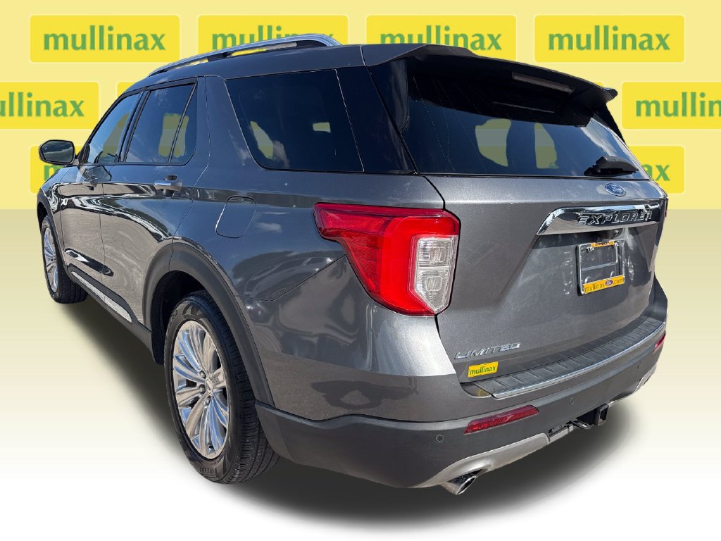 Used 2022 Ford Explorer Limited w/ Equipment Group 301A RWD image 9