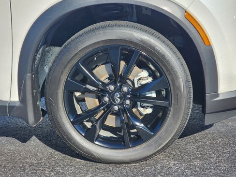 Used 2025 INFINITI QX60 Luxe w/ Black Edition image 6