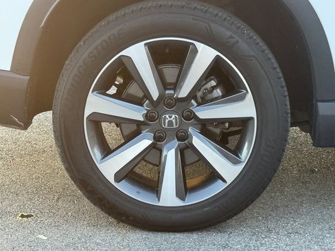 Used 2023 Honda Pilot Elite image 9