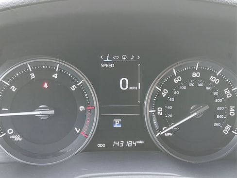 Used 2016 Toyota Land Cruiser AWD/4WD image 29