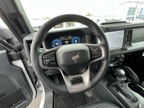 New 2025 Ford Bronco Badlands AWD/4WD image 24