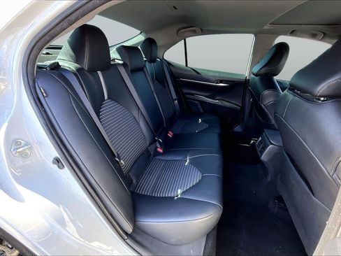 Used 2022 Toyota Camry SE w/ Audio Upgrade Package FWD image 26