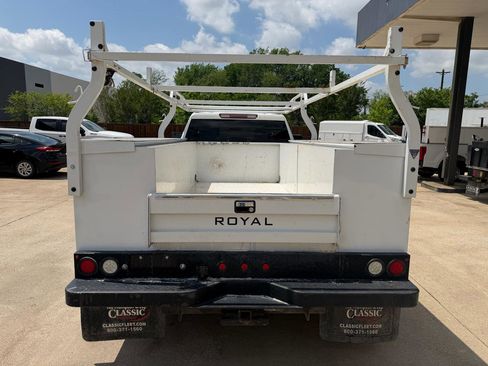 Used 2021 Chevrolet Silverado 3500 W/T w/ WT Convenience Package image 4