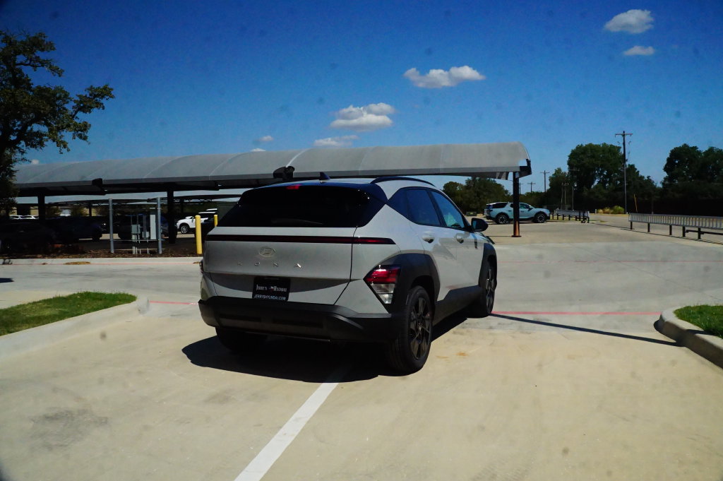 New 2027 Hyundai Kona SEL Sport FWD image 7