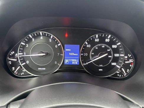 Used 2019 Nissan Armada SL w/ Premium Package image 31