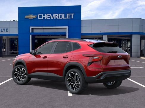 New 2026 Chevrolet Trax RS w/ Driver Confidence Package FWD image 3