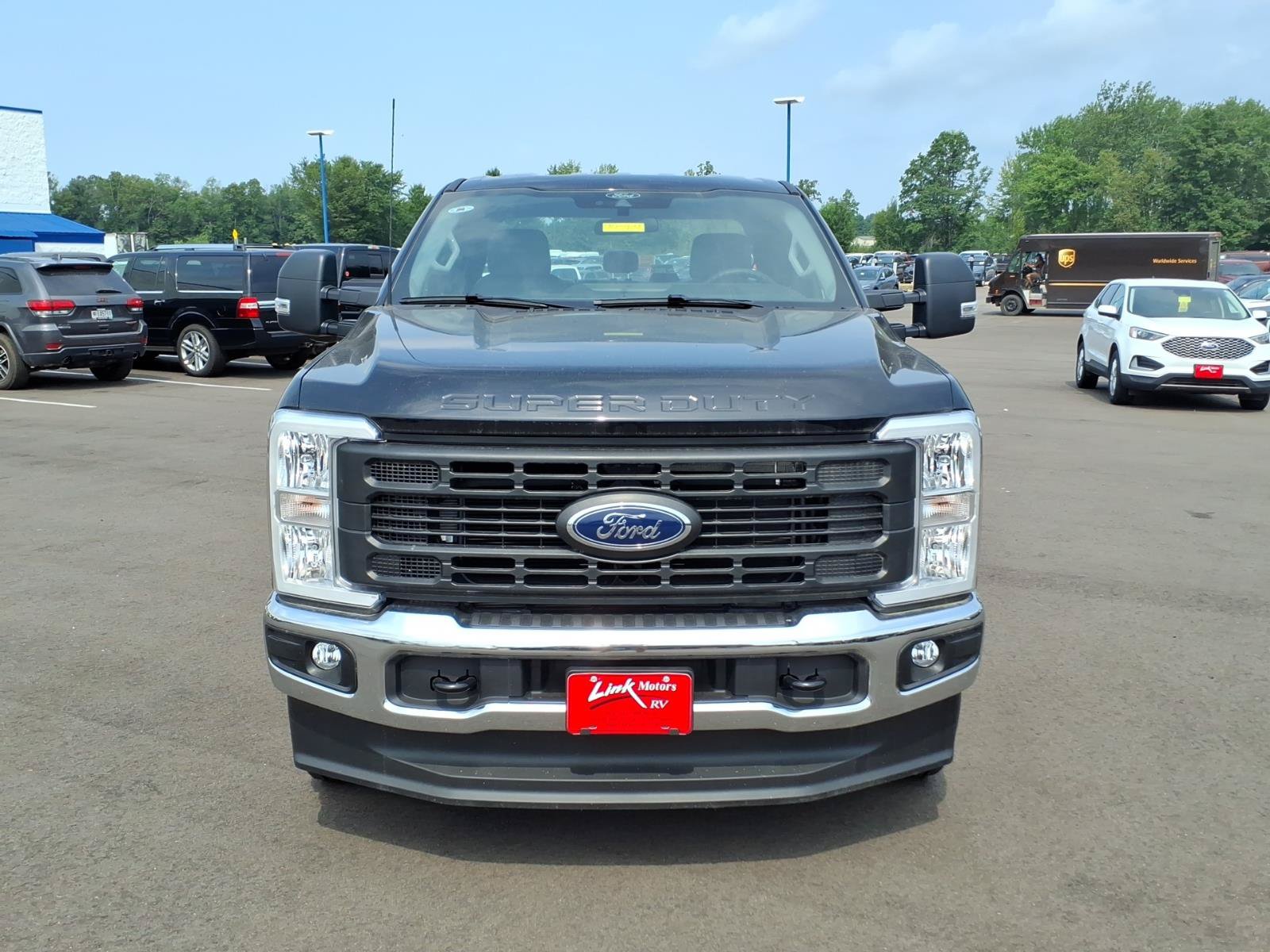 New 2025 Ford F250 XL w/ XL Chrome Package AWD/4WD image 6