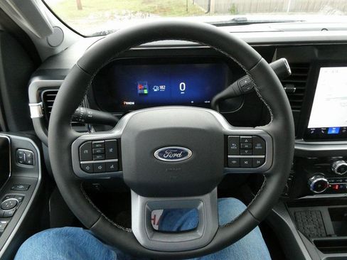 New 2026 Ford F250 Lariat image 34