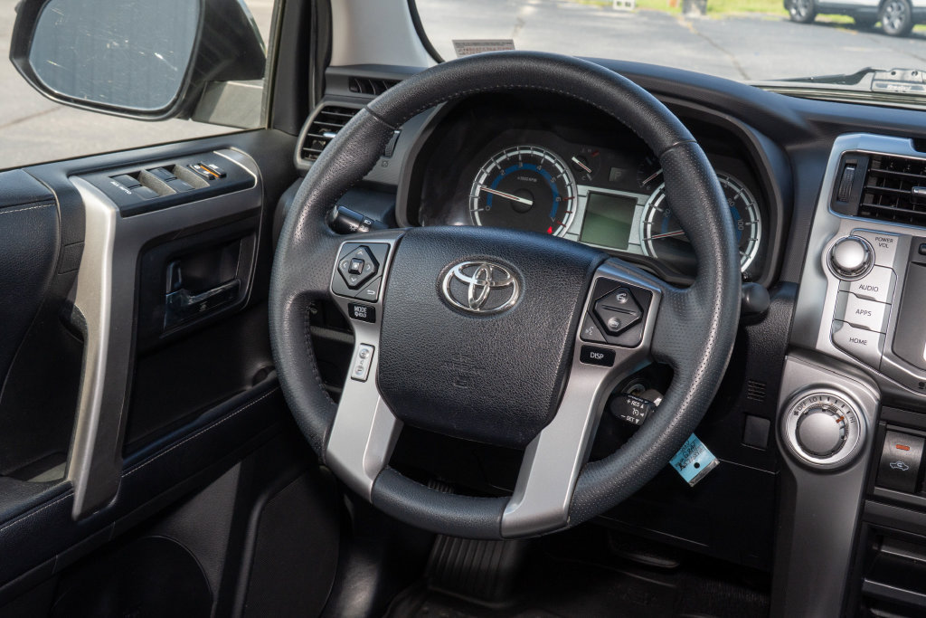 Used 2019 Toyota 4Runner SR5 Premium w/ Wilderness Package AWD/4WD image 16