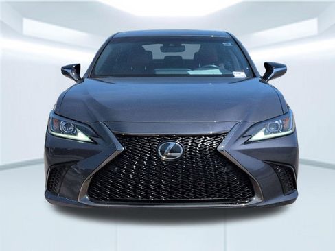 Used 2022 Lexus ES 350 F Sport w/ Accessory Package 2 FWD image 8