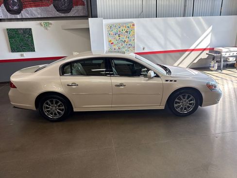 Used 2011 Buick Lucerne CXL image 12