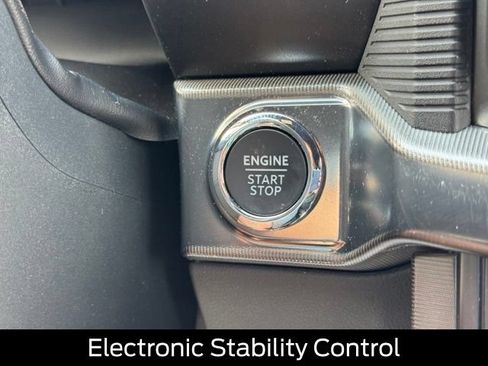 Certified 2025 Ford F150 Platinum w/ Equipment Group 702A High AWD/4WD image 44