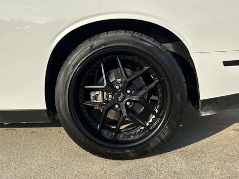 Used 2021 Dodge Challenger R/T w/ Blacktop Package image 7