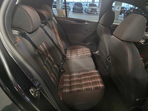 Used 2012 Volkswagen GTI PZEV image 28