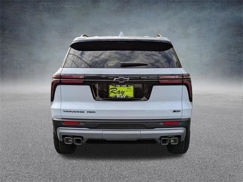 New 2026 Chevrolet Traverse Z71 w/ Driver Confidence Package image 5