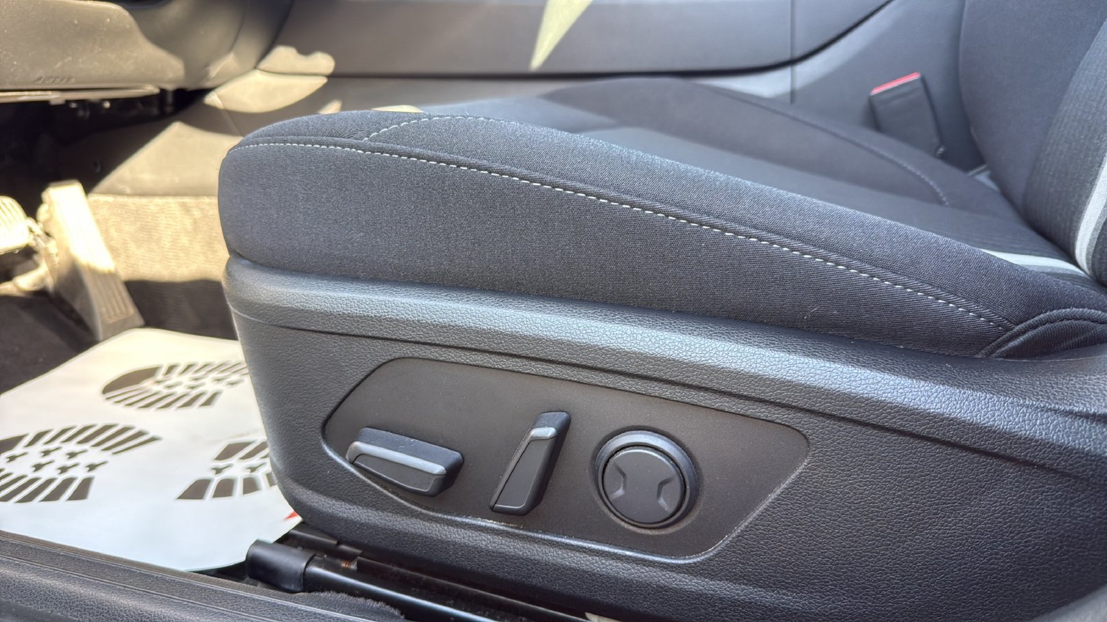 Used 2025 Hyundai Sonata SEL FWD image 10