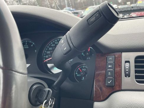 Used 2013 Chevrolet Tahoe LT w/ Luxury Package image 25