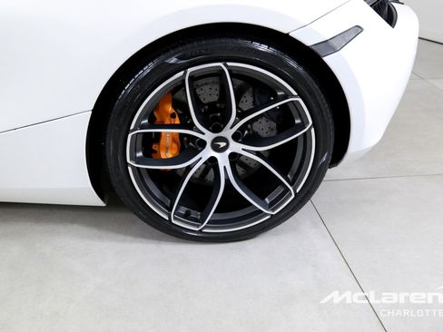 Used 2020 McLaren 720S Performance image 26