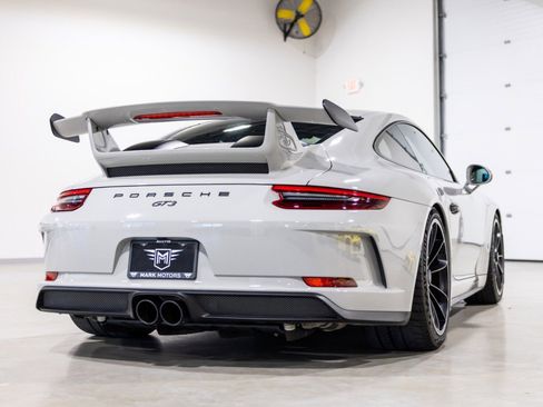 Used 2018 Porsche 911 GT3 image 4
