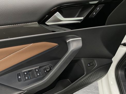 New 2026 Volkswagen Jetta SEL image 28