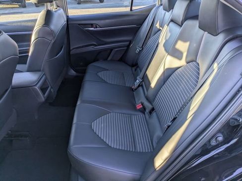 Used 2022 Toyota Camry SE image 31