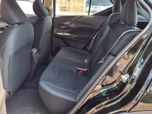 Certified 2024 Nissan Kicks SV image 11