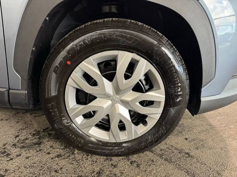 New 2026 Toyota Corolla Cross L image 7