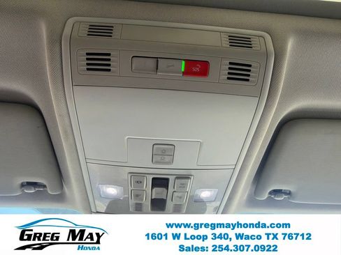 Used 2022 Volkswagen Taos SEL w/ Panoramic Sunroof Package AWD/4WD image 16