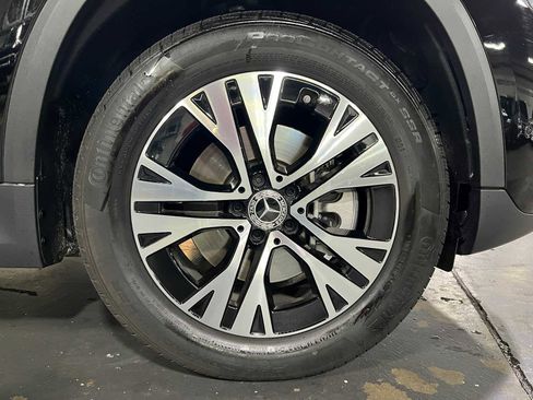 Certified 2025 Mercedes-Benz GLA 250 4MATIC image 10