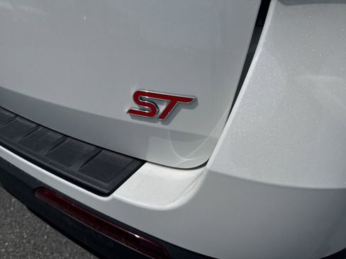 Used 2025 Ford Explorer ST AWD/4WD image 7