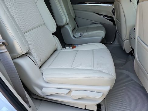 New 2026 Cadillac Escalade Platinum Sport w/ LPO, ONYX Package AWD/4WD image 15