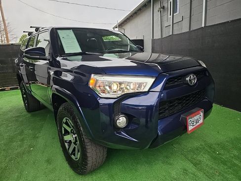 Used 2016 Toyota 4Runner SR5 Premium AWD/4WD image 3
