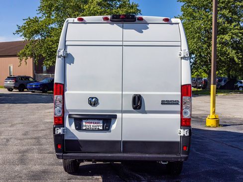 Used 2023 RAM ProMaster 2500 FWD image 14