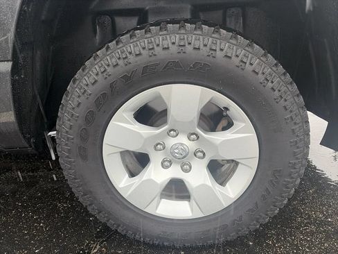 Used 2021 RAM 1500 Big Horn AWD/4WD image 11