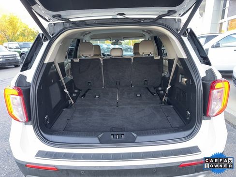 Certified 2024 Ford Explorer Limited image 9