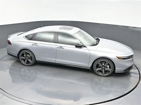 Certified 2025 Honda Accord Sport image 34