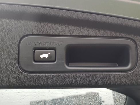 Certified 2023 Acura MDX SH-AWD w/ Advance Package image 9