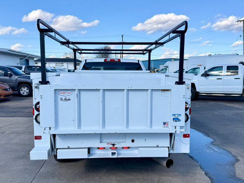 Used 2019 Chevrolet Silverado 2500 W/T w/ WT Convenience Package image 3