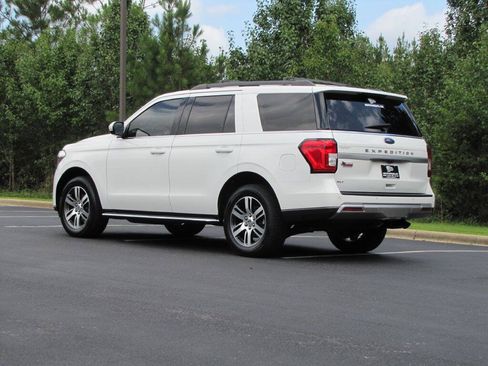 Used 2022 Ford Expedition XLT RWD image 7