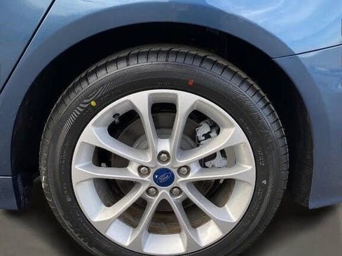 Used 2019 Ford Fusion SE image 35