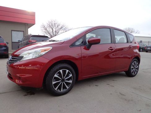 Used 2015 Nissan Versa Note SV image 1