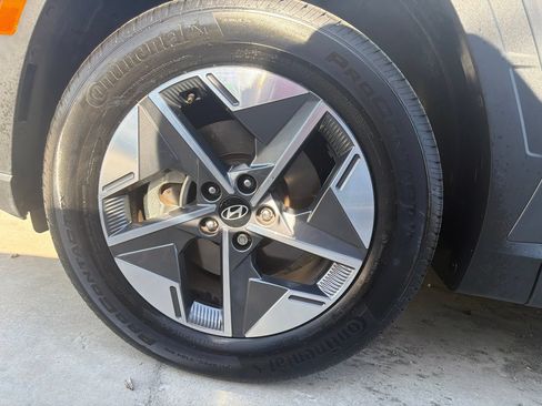 Used 2025 Hyundai Tucson SEL FWD image 7