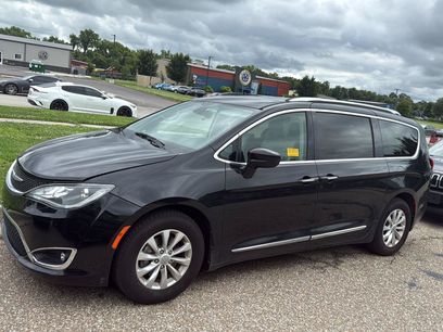 Used 2018 Chrysler Pacifica Touring-L