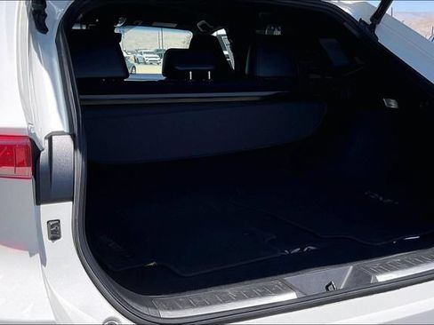 Used 2021 Toyota Venza Limited w/ Carpet Mat Package (TMS) AWD/4WD image 34