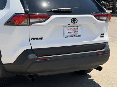 Used 2025 Toyota RAV4 XLE w/ Convenience Package AWD/4WD image 6