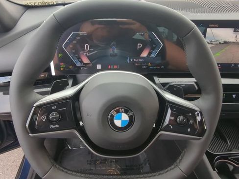Used 2026 BMW 530i w/ Premium Package RWD image 19